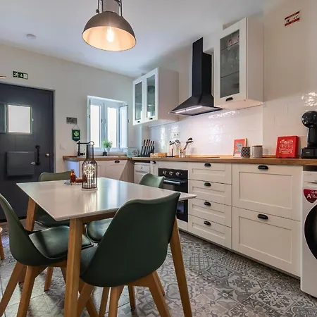 Casa De Santa Maria * Сетубал